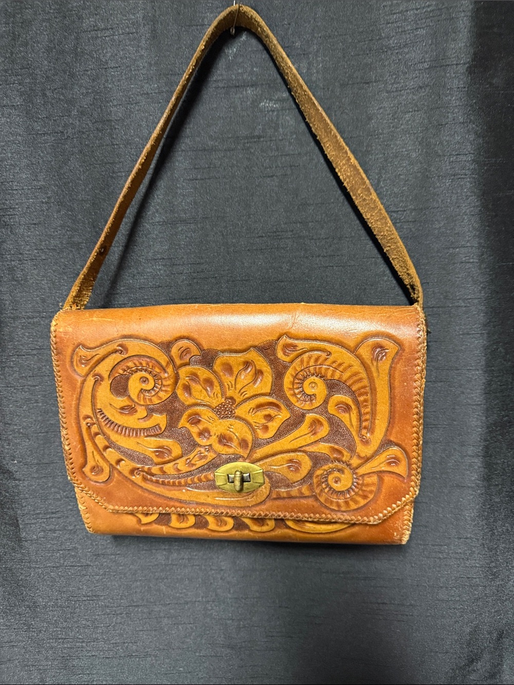 Vintage Mexican hand tooled Leather Cross Body Purse